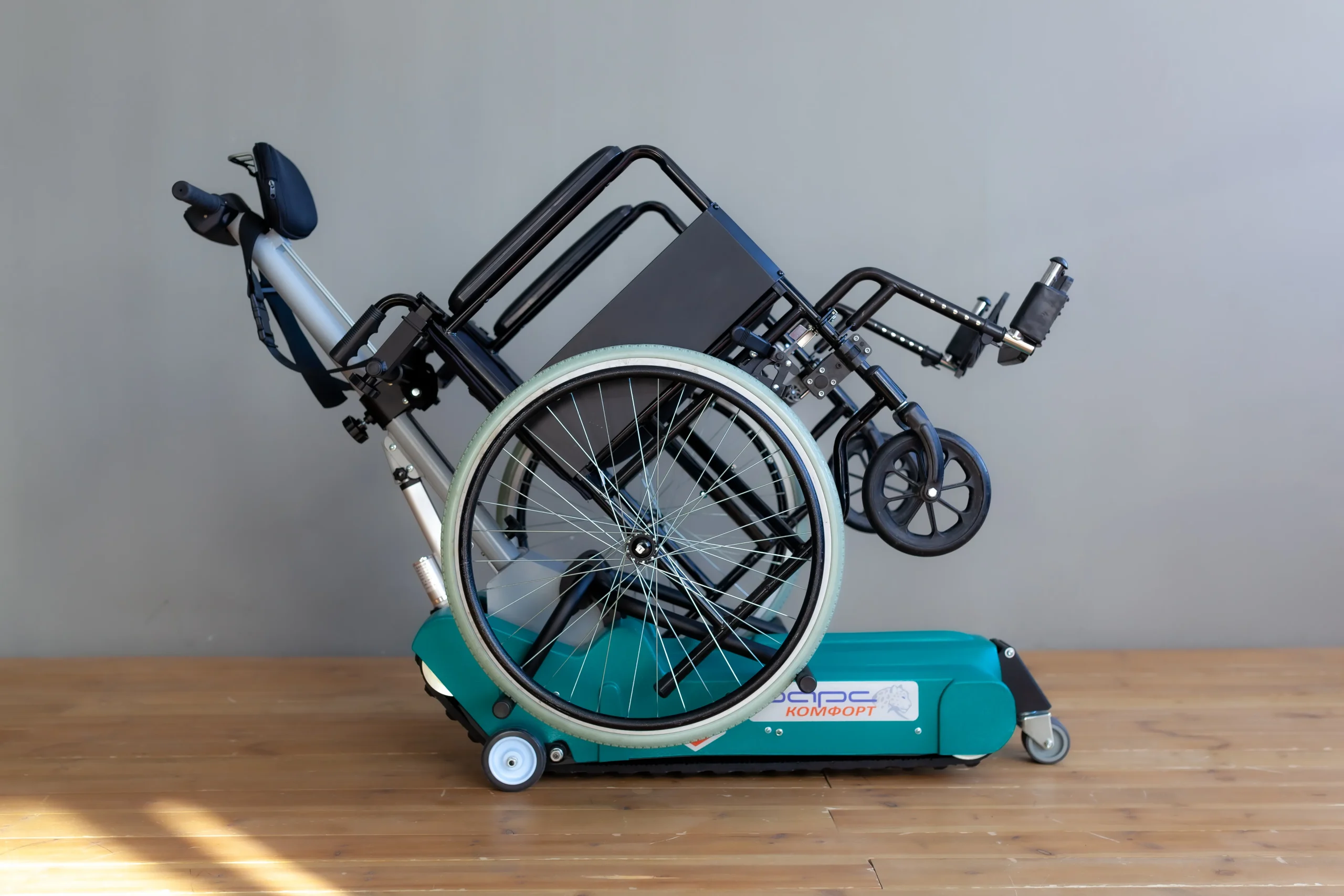 Гусеничный подъемник для инвалидов